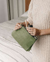 Load image into Gallery viewer, Toiletry Bag | Texon Vogue (Moss Green)